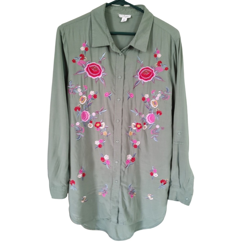 Tribal Jeans Long Sleeve Shirt Button Up Top Embroidered Flowers Womens‎ Size L